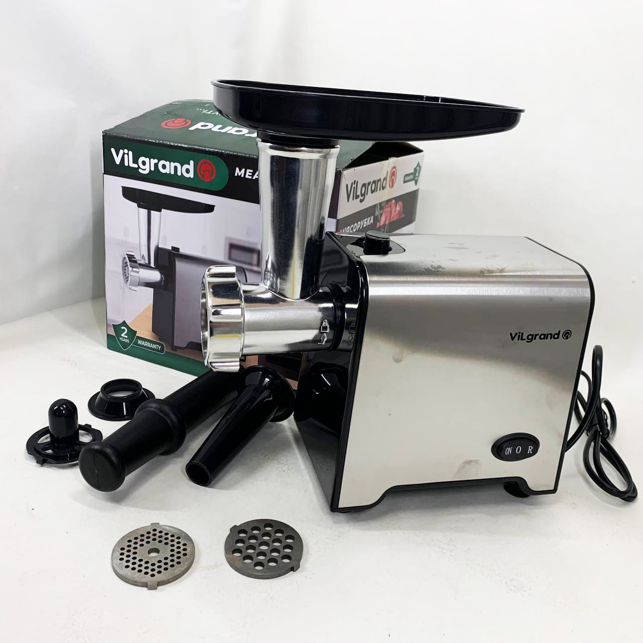 М'ясорубка електрична VILGRAND V1212MG